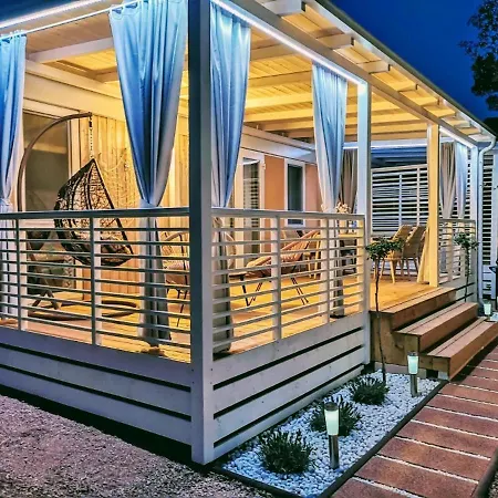 J & R Mobile Homes Holiday home *