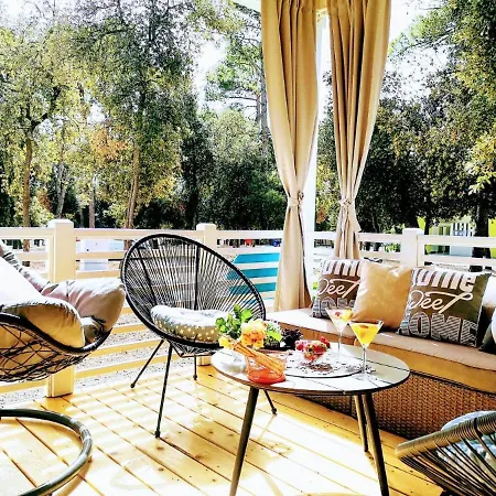 J & R Mobile Homes Holiday home *